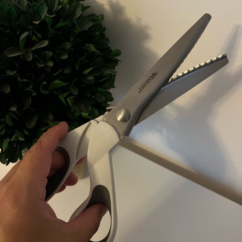 Pinking Shear Scissors - Zig Zag Scissors